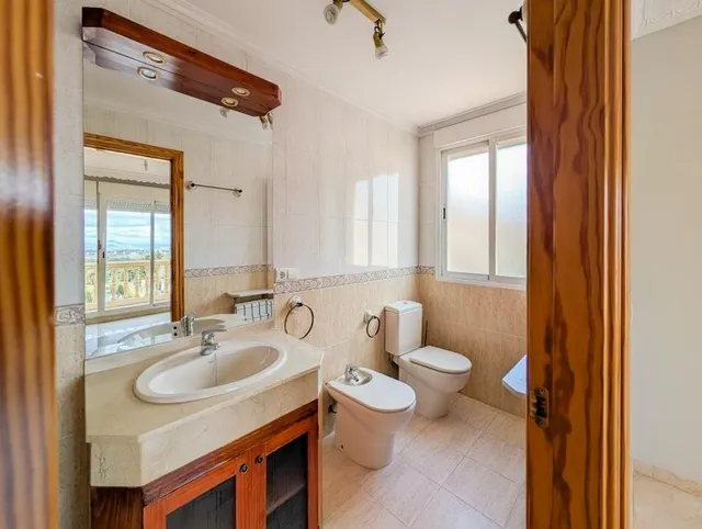 Exclusiva Residencia Unifamiliar en Cájar: Haciendo esquina. Espacio, Calidad y Bienestar para su Familia — 11