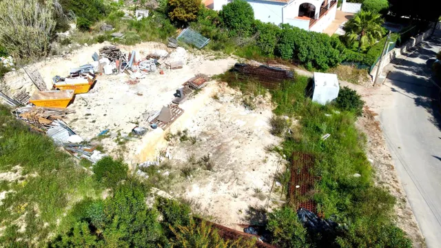 Moderna villa en construcción con orientacion al sur — 9