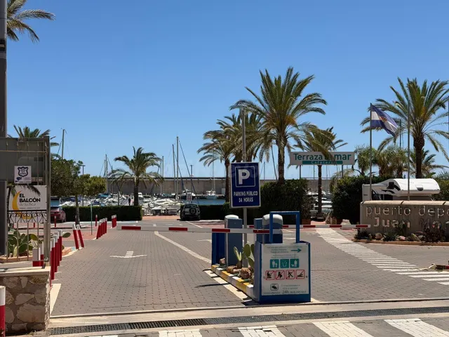 ¡Oportunidad Única! Garaje en Águilas por solo €30,000 - foto 2