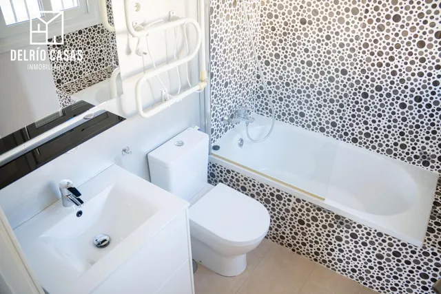 Exclusivo chalet independiente con apartamento auxiliar, piscina cubierta y vistas al mar en mazagón — 21