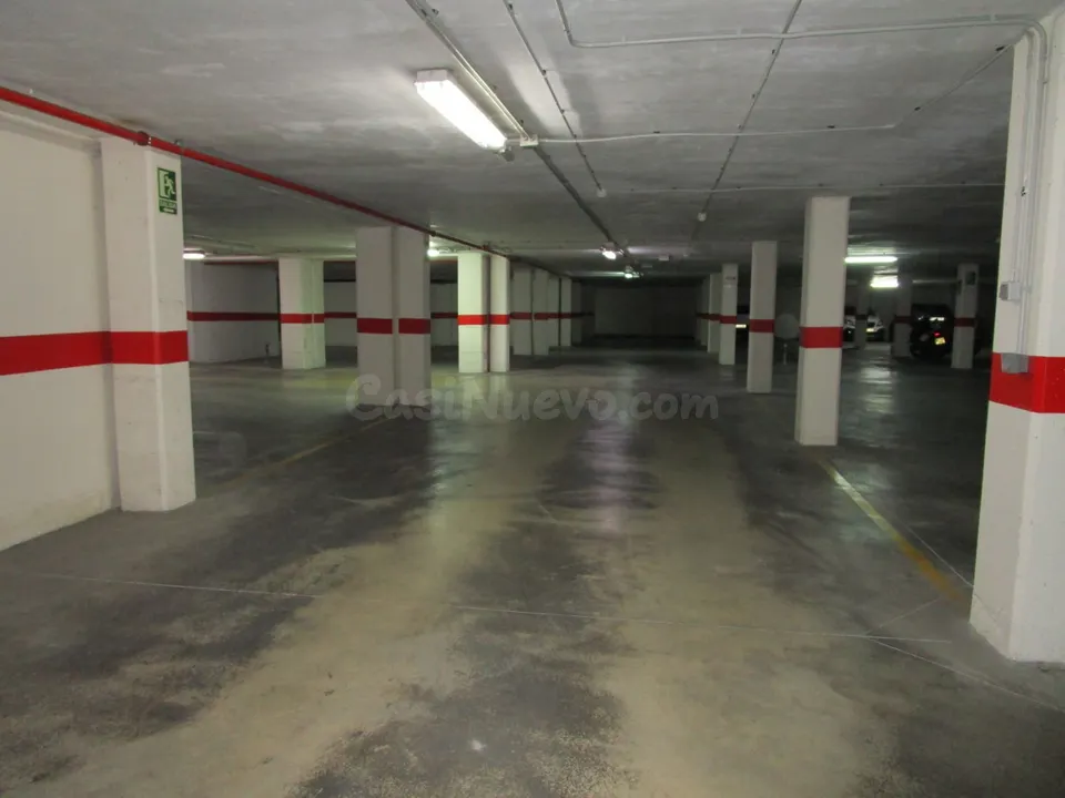 Plazas de parking en venta, zona Tulell. Buenísimo acceso y fácil aparcamiento.