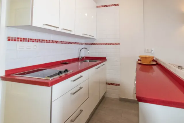 ALQUILER ESTUDIO FRONTAL AL MAR EN CENTRO FUENGIROLA — 6