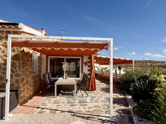 Villa 3 habitaciones 135m² en venta - Blanca — 33