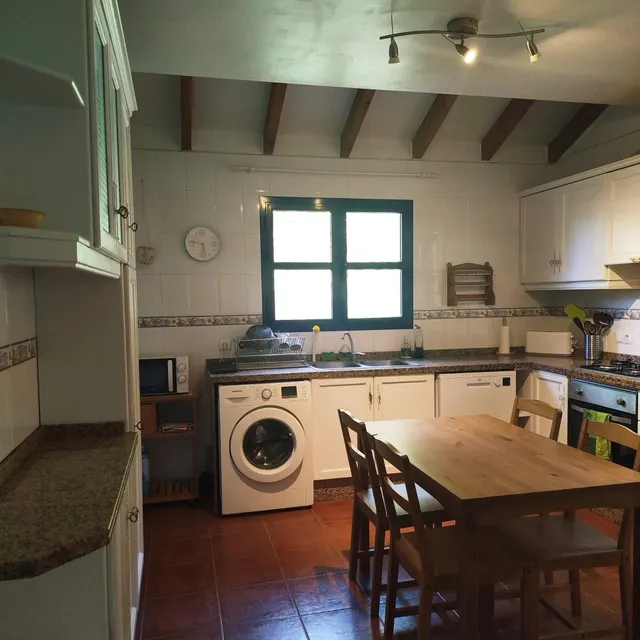 ALQUILER CASA INDEPENDIENTE PARA DISFRUTAR EN FAMILIA EN MASÍA DE TRAVER – RIBA-ROJA DE TÚRIA — 42