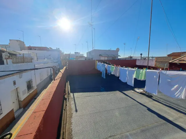 Casa de una sola planta con patio y azotea independiente en El Arenal — 43