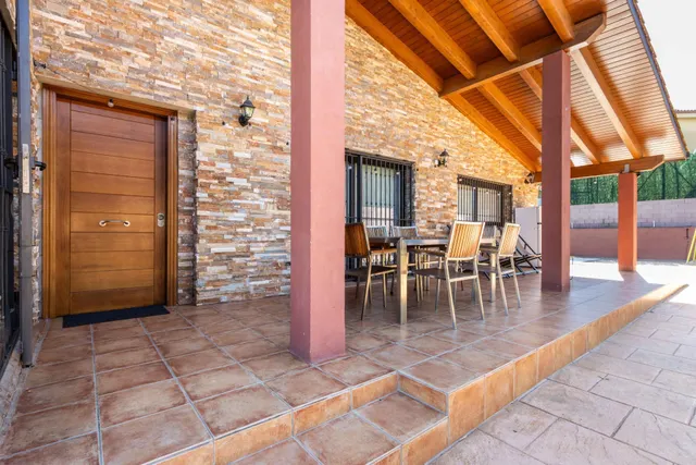 Casa amb piscina, espai i qualitat a can font – ca n’avellaneda — 9