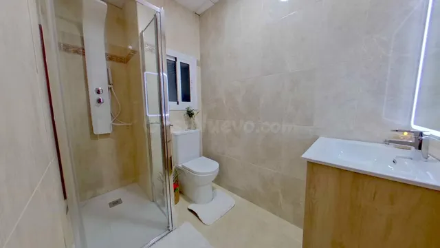 Habitación en piso compartido en el centro de Alicante - foto 4