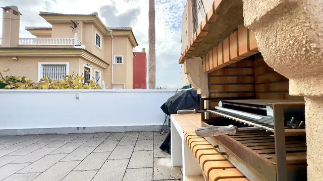 Edificio 90m² en venta - Playa de los locos - foto 4