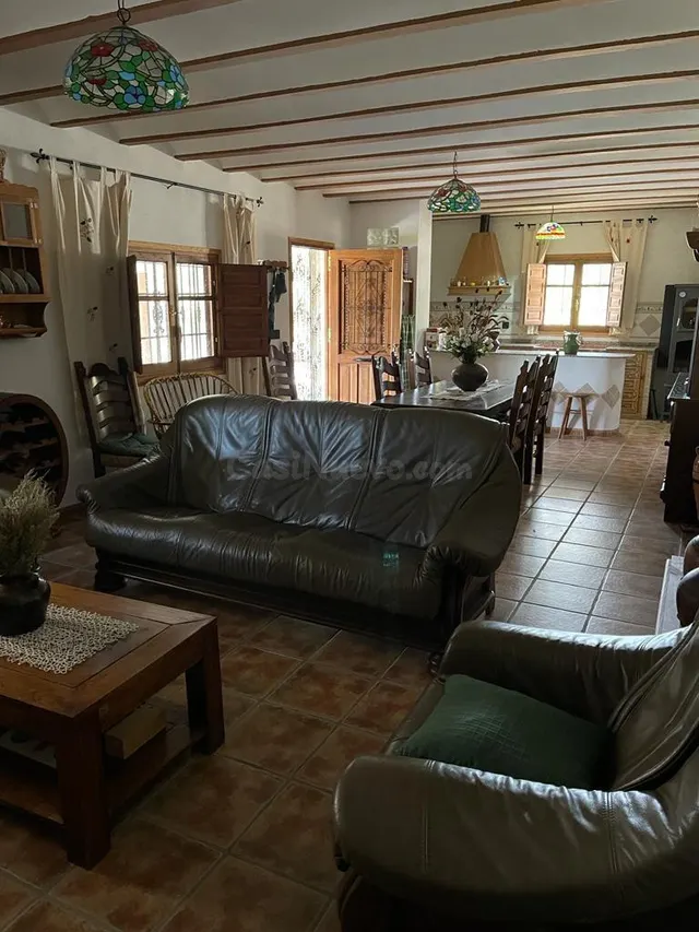 PRECIOSA CASA EN LA MONTAÑA - foto 2