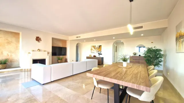 ATICO EN VENTA EN URBANIZACION COTO REAL — 2