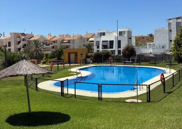 Nueva Visita en Streaming PISO a 350 mt de la playa de Torre de Benagalbón — 2