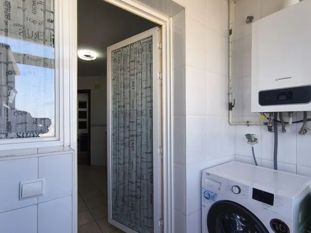 Excepcional vivienda en violant d'hongria con parking doble, trastero y zona comunitaria — 17