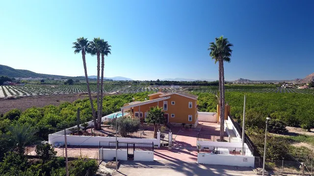 Finca rústica 5 habitaciones 495m² en venta - Zona Centro - foto 3