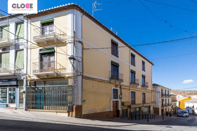 Espectacular edificio a 3 calles con vivienda y locales comerciales en pleno centro de Alhama — 44
