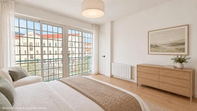 Amplia vivienda de 4 habitaciones con terraza acristalada, chimenea y aparcamiento — 20