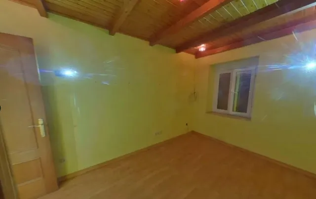ESTUPENDA CASA EN HUERGAS DE GORDON — 16