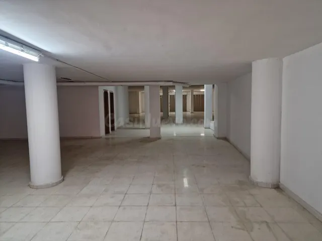 GRAN LOCAL EN UNA DE LAS MEJORES ZONAS DE TORREVIEJA — 2