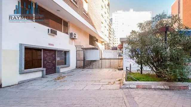 AMPLIO LOCAL DE 520 m2 EN CHAMBERÍ (MADRID) - foto 2