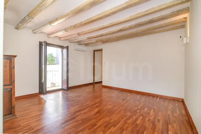 Exclusividad y versatilidad en el Gòtic: 155 m2 con doble configuración — 15