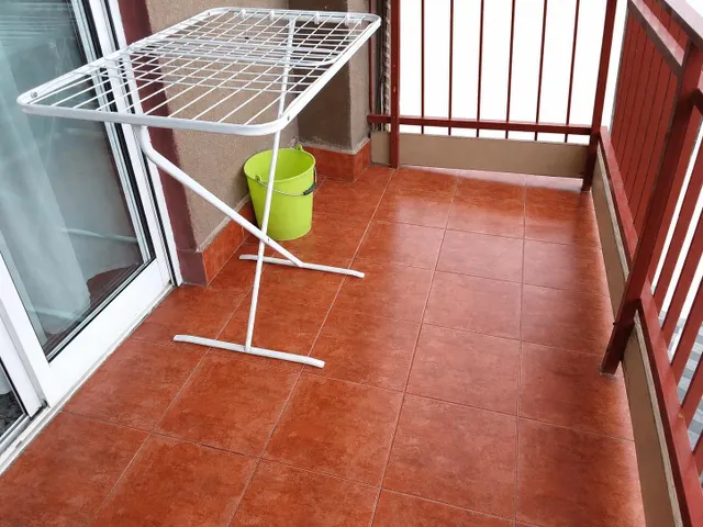 Amplia vivienda con ascensor — 9