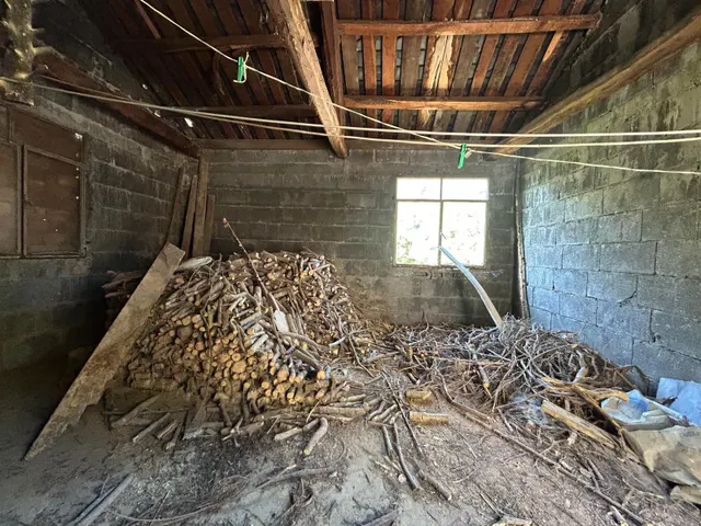 Encantadora Casa de Piedra en Villafranca del Bierzo por solo €65,000 — 35