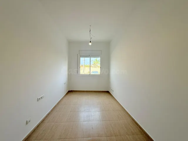 VIVIENDA A ESTRENAR EN PLANTA BAJA · 2 habitaciones · PARKIN - foto 4