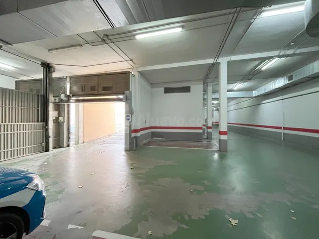 SE VENDE PLAZA DE GARAJE PARA COCHE GRANDE EN EL PICARRAL - foto 4
