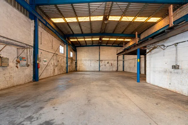 Nave Industrial en Polígono de Juncaril - foto 3