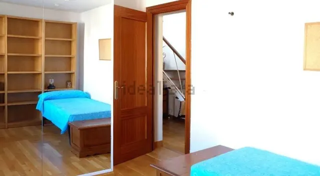 ***SE ALQUILA DUPLEX EN CALLE DARRILLO MAGDALENA*** — 30