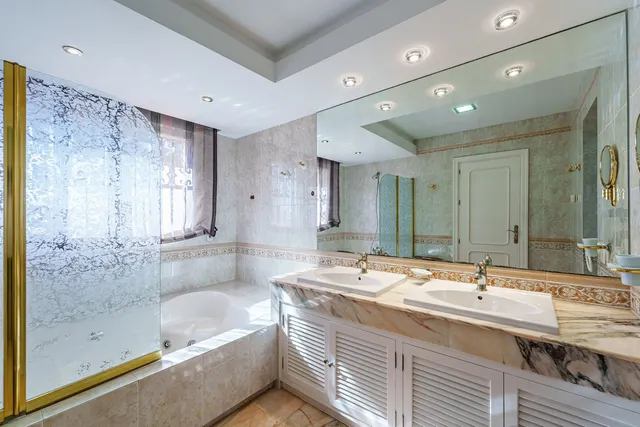 Chalet 9 habitaciones 735m² en venta - Costa Del Sol — 27