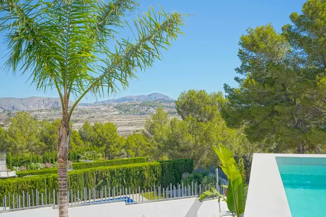 Villa 4 habitaciones 560m² en venta - montemar — 45