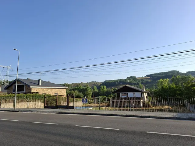 CASA INDEPENDIENTE CON TERRENO EN MOLINASECA — 5