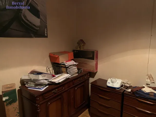 Casa de pueblo en venta en Entrena. Para reformar, con muchas posibilidades, — 32