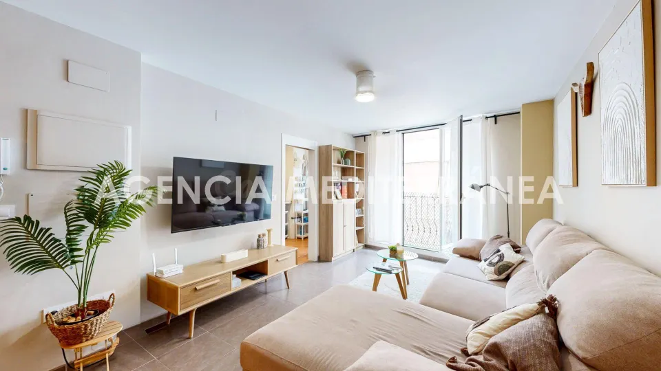 AMPLIA VIVIENDA DE 3 habitaciones JUNTO AL MERCADO MUNICIPAL DE PICASSENT