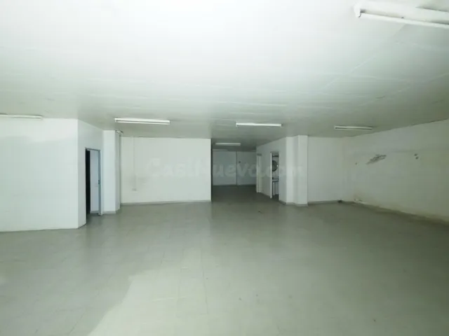 SE VENDE LOCAL COMERCIAL EN MATARÓ - foto 4