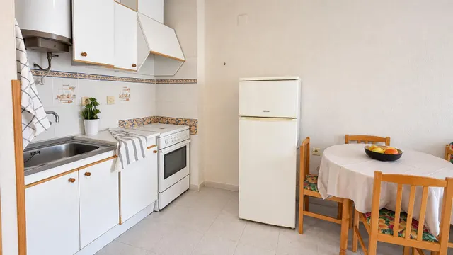 Apartamento de 1 dormitorio en Torrevieja, zona la siesta — 8