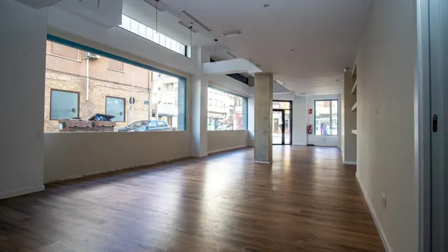 Alquiler Local Comercial en Elda - Gran Avenida — 12