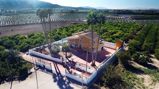 Finca rústica 5 habitaciones 495m² en venta - Zona Centro - foto 4
