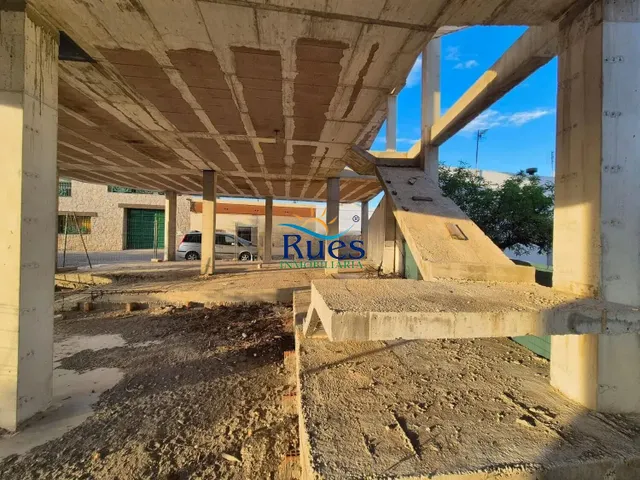 Edificio en construcción en Ribera de Cabanes — 11