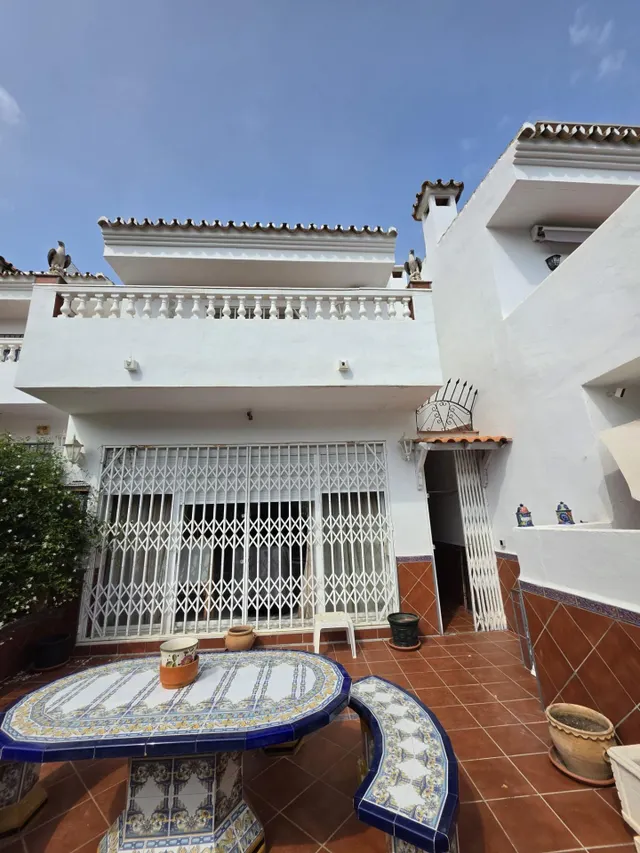 Se vende casa en Estepona — 24
