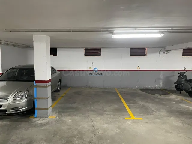 Garaje coche en venta en Callle Victoriano Cuadrado, 8, Sant - foto 2