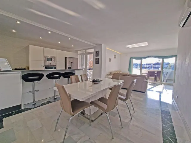 APARTAMENTO 3 DORMITORIOS CALAHONDA — 17