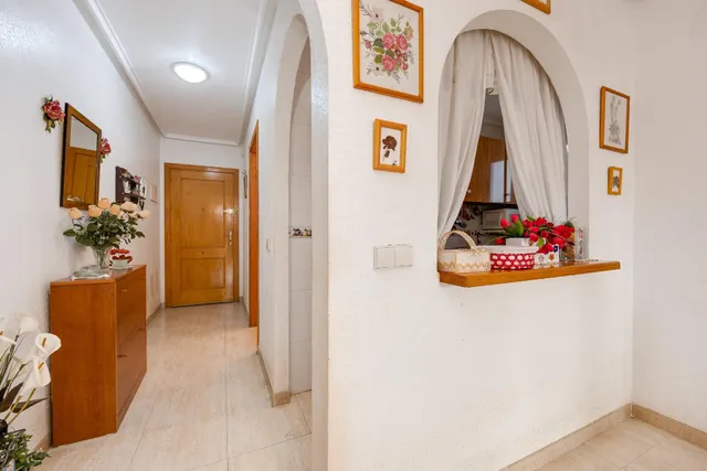 Apartamento de 2 dormitorios y piscina comunitaria en Playa del Cura — 12