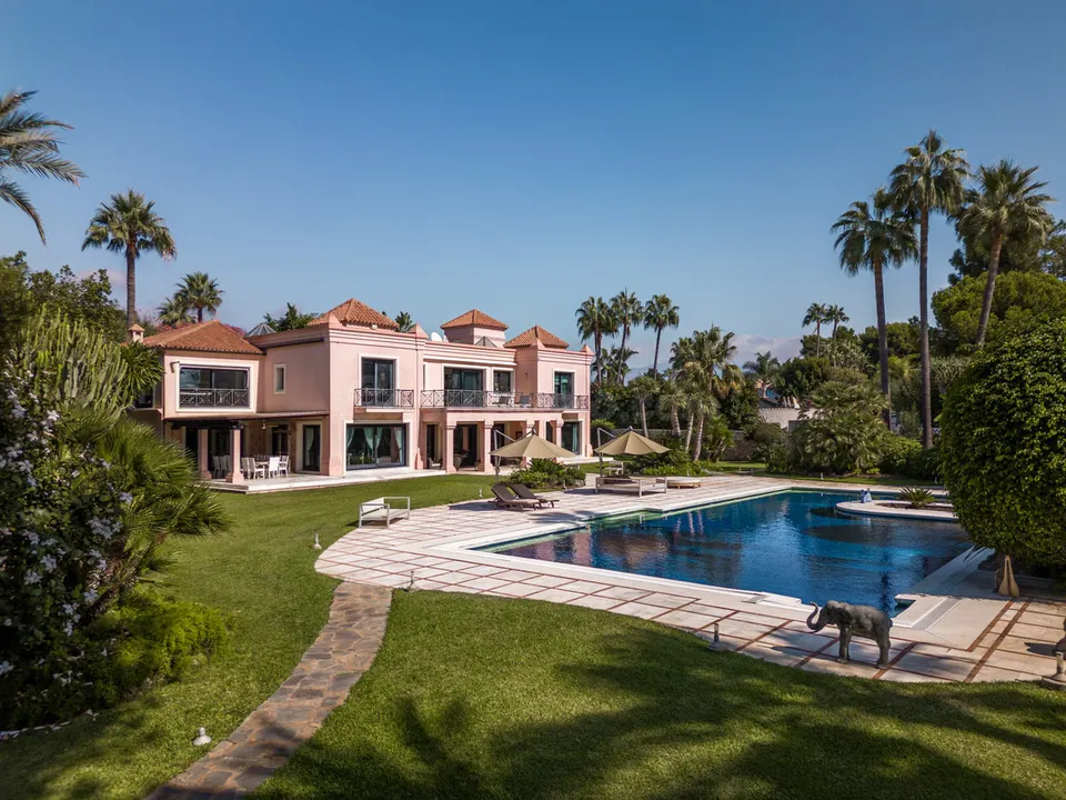 Chalet 8 habitaciones 1069m² en venta - Costa Del Sol