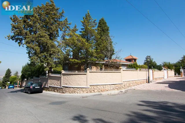 A6096J1. MAGNIFICO CHALET CON PISCINA EN COLINAS BERMEJAS — 46