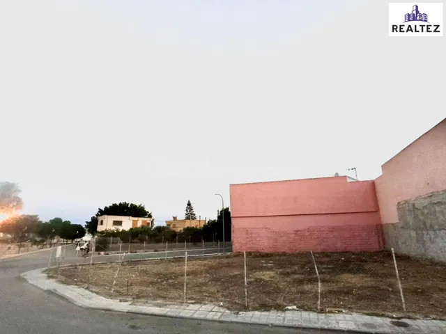 SOLARES URBANOS A LA VENTA EN SAN ISIDRO - foto 5