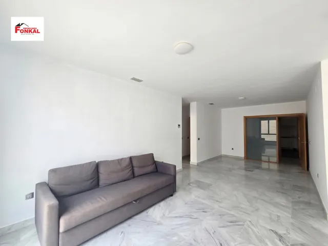 Moderno piso en el centro de jerez — 13