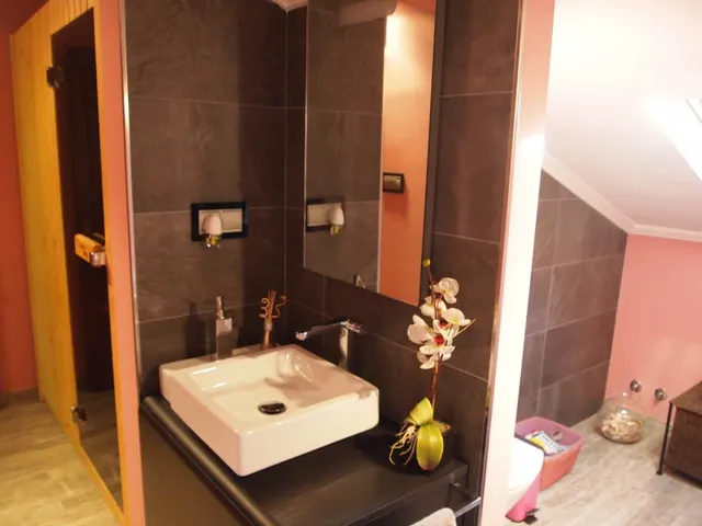 CHALET INDEPENDIENTE EN CARRACEDELO — 45