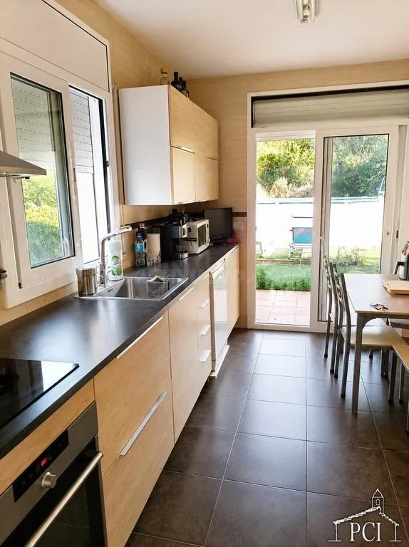 Casa en Calonge construida en un sólo nivel - foto 5