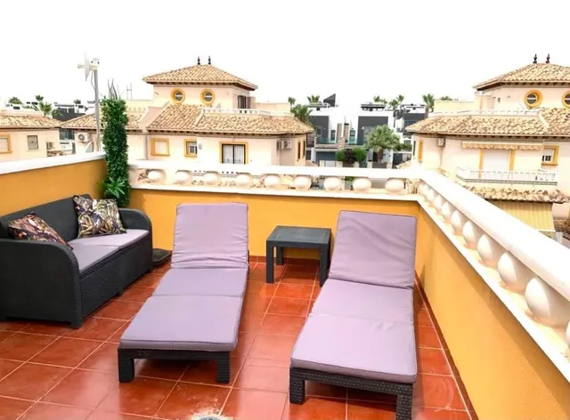 Preciosa casa en Lomas de Cabo Roig — 37
